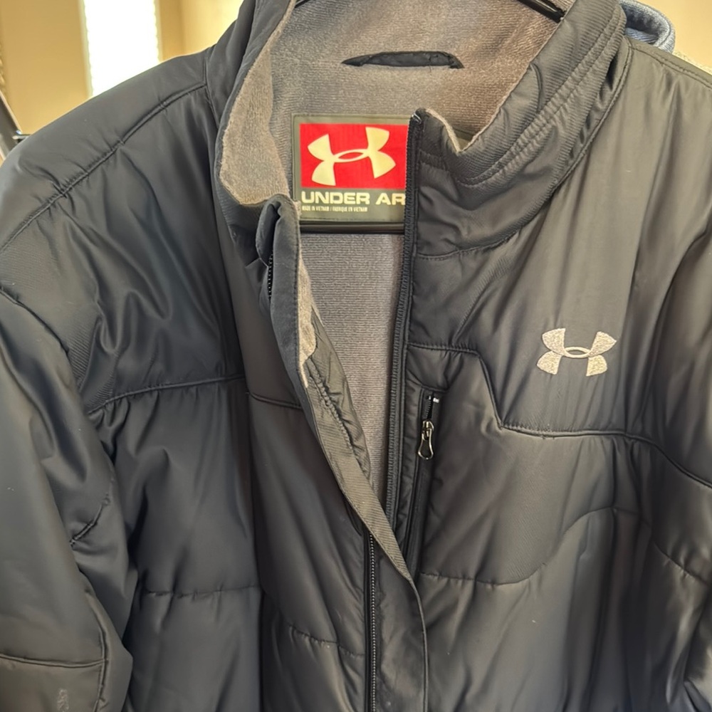 Under Armour Black Puffer Jacket